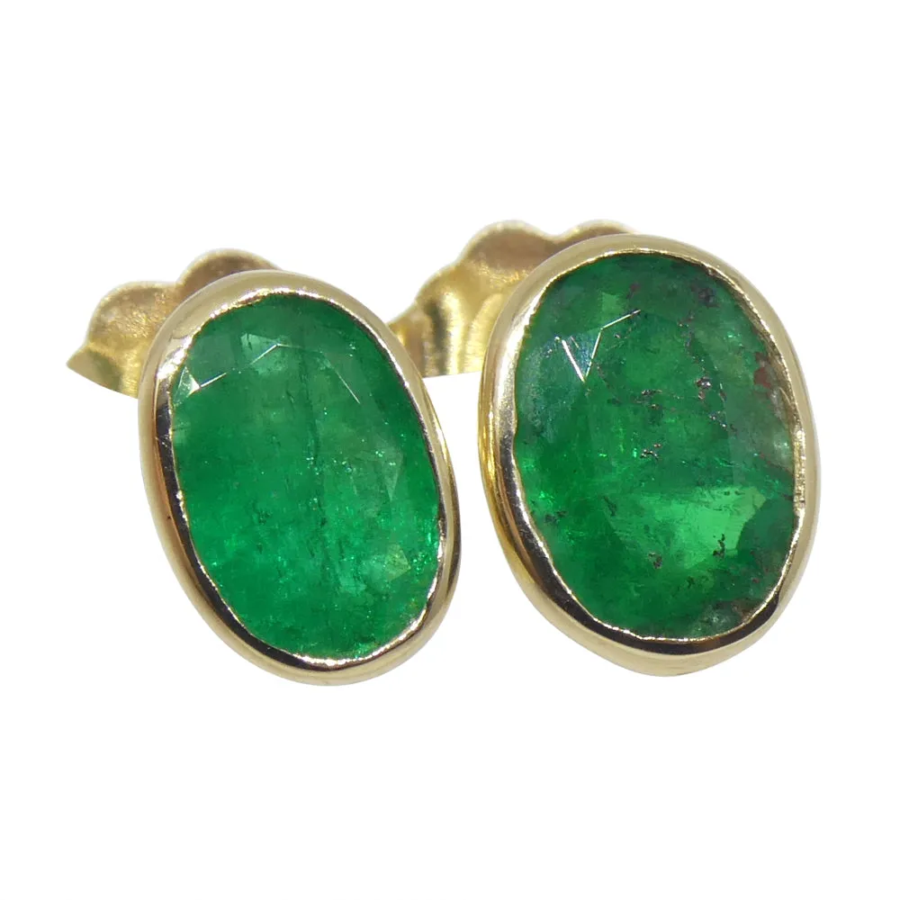0.98ct Colombian Emerald Stud Earrings set in 14k Yellow Gold