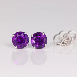 14K White Gold Amethyst Stud Earrings .94cts