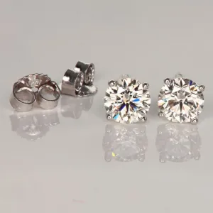 14K White Gold Diamond Stud Earrings 1.0cts