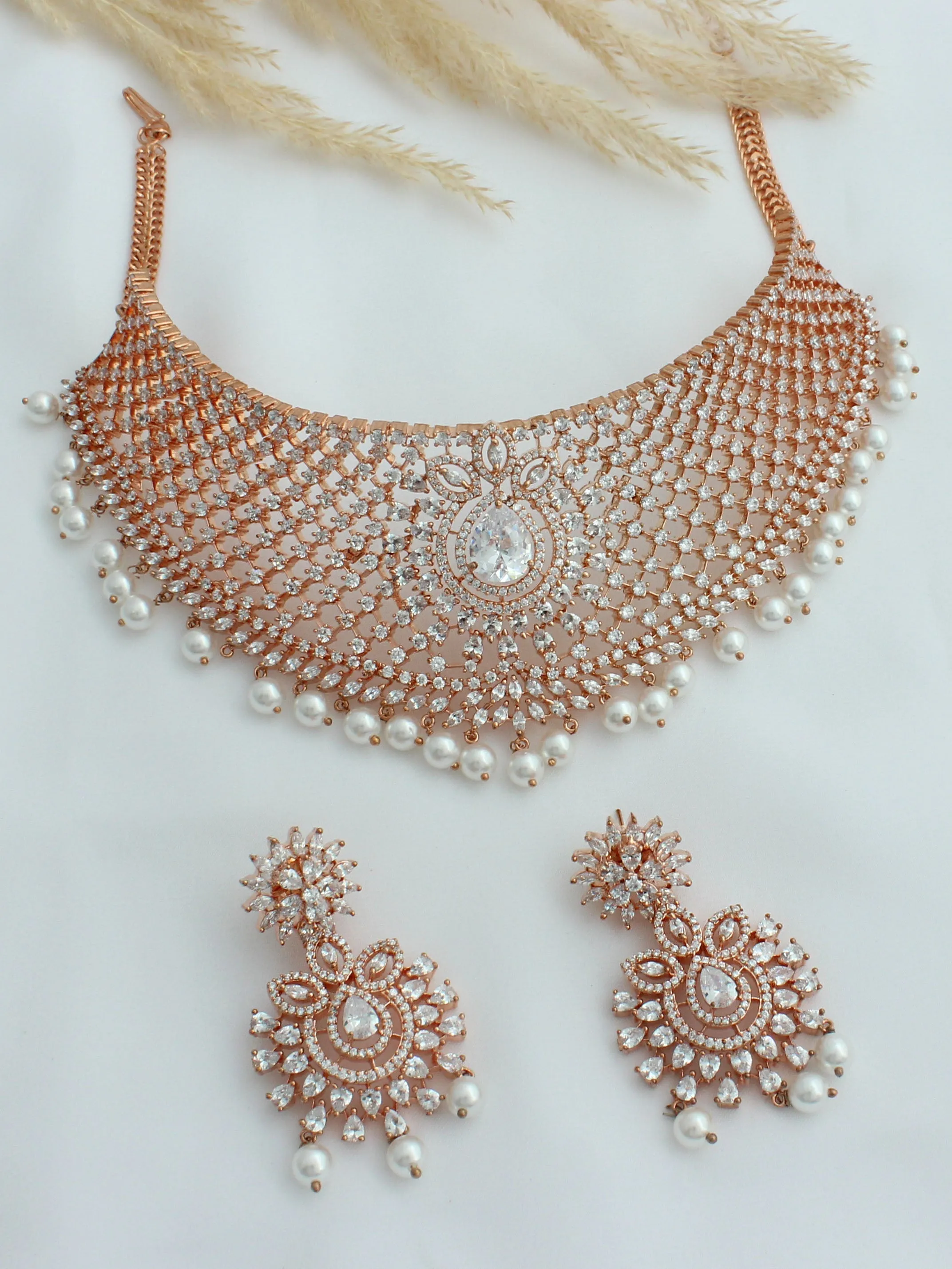 Alaska Necklace Set