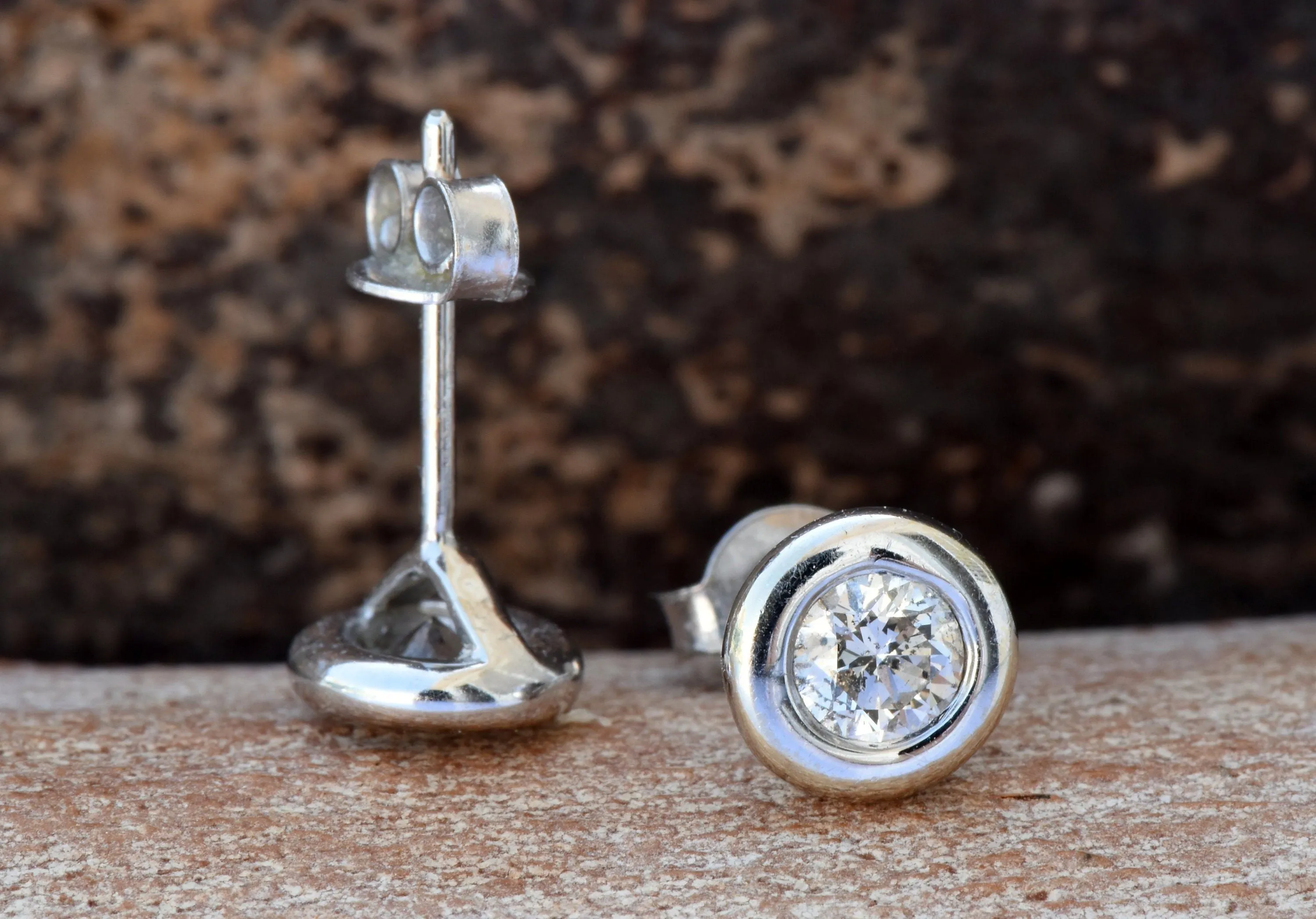 Art deco diamond platinum stud earrings 0.50 carat - white gold