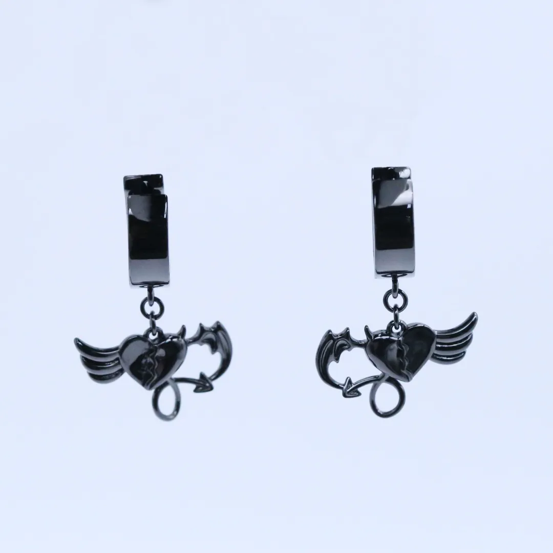 Black Heart Pendant Cuff Earrings