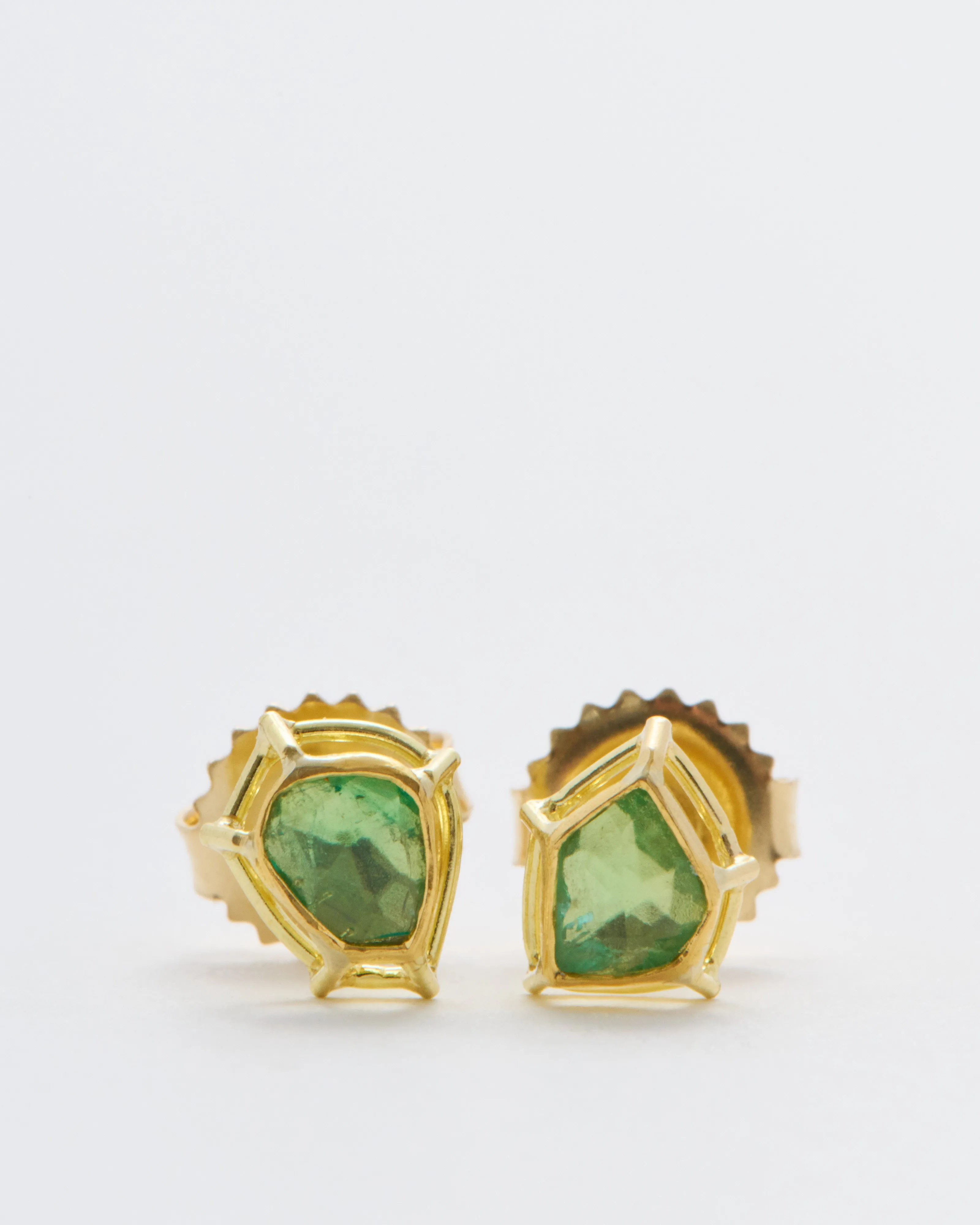 columbian emerald earrings