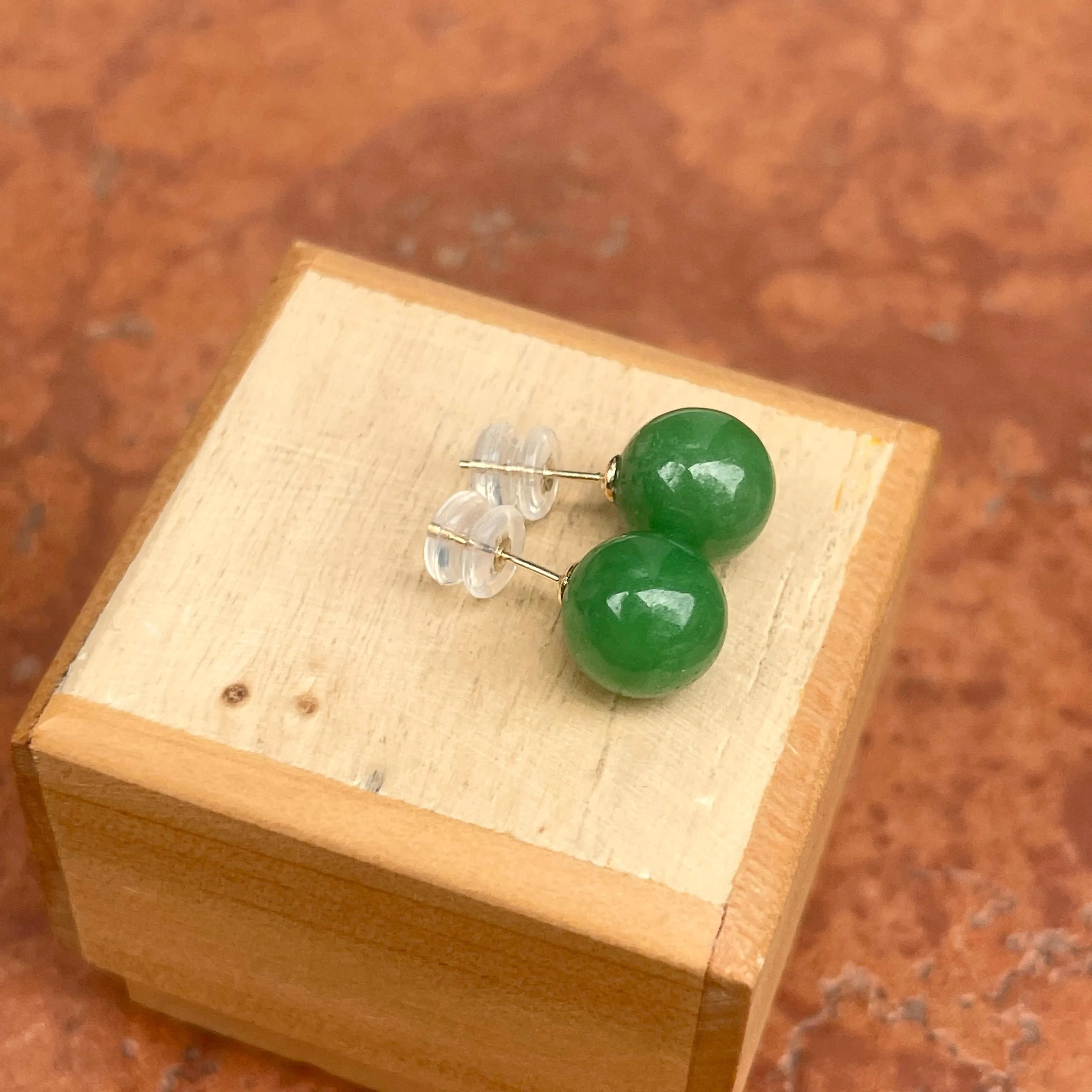 Estate 14KT Yellow Gold Spinach Jade Ball Post Earrings 10mm