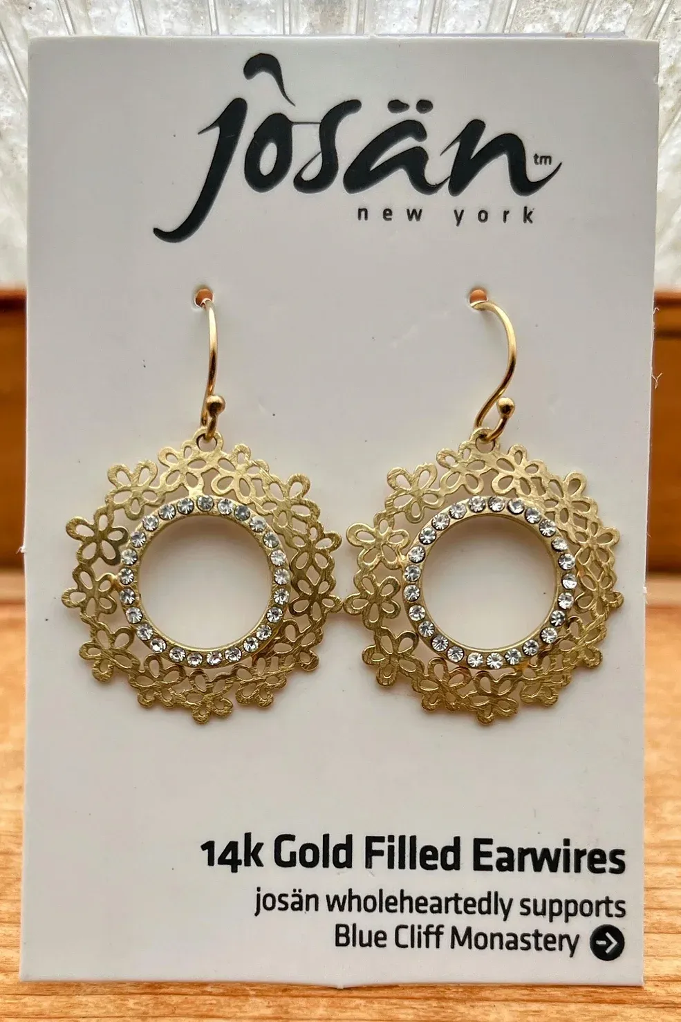 Floral & crystal earrings
