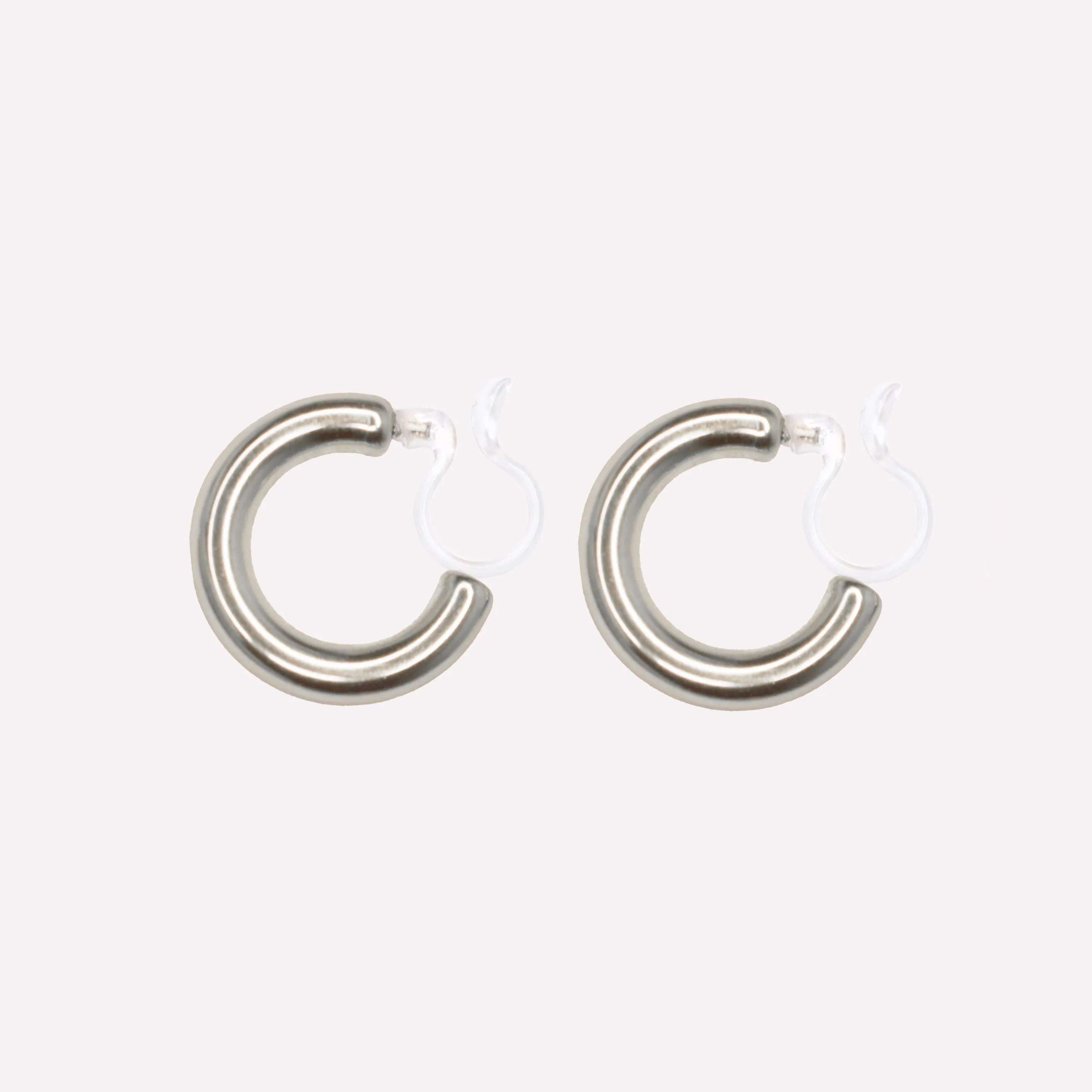 HOLLOW CHUNKY HUGGIE HOOP CLIP-ON EARRINGS IN SILVER