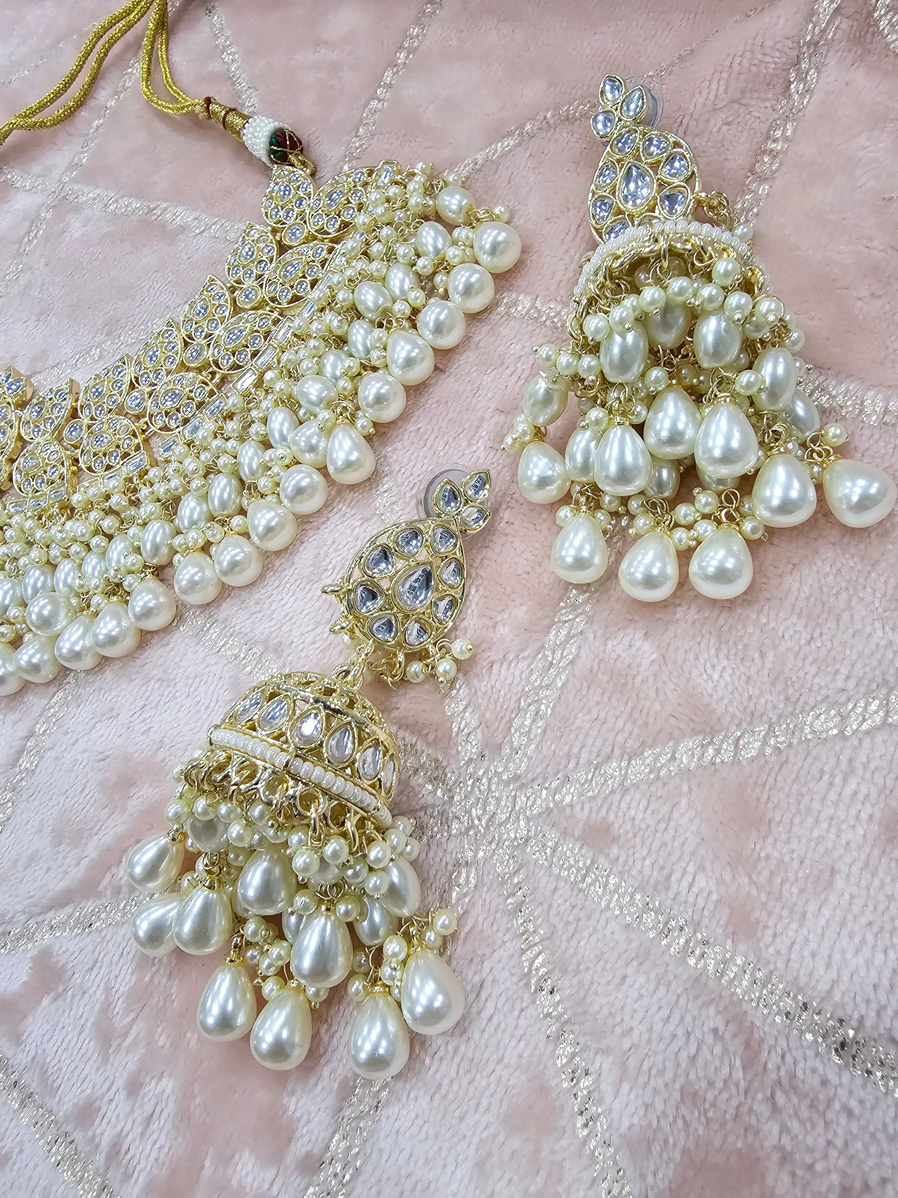 Kundan Necklace Set