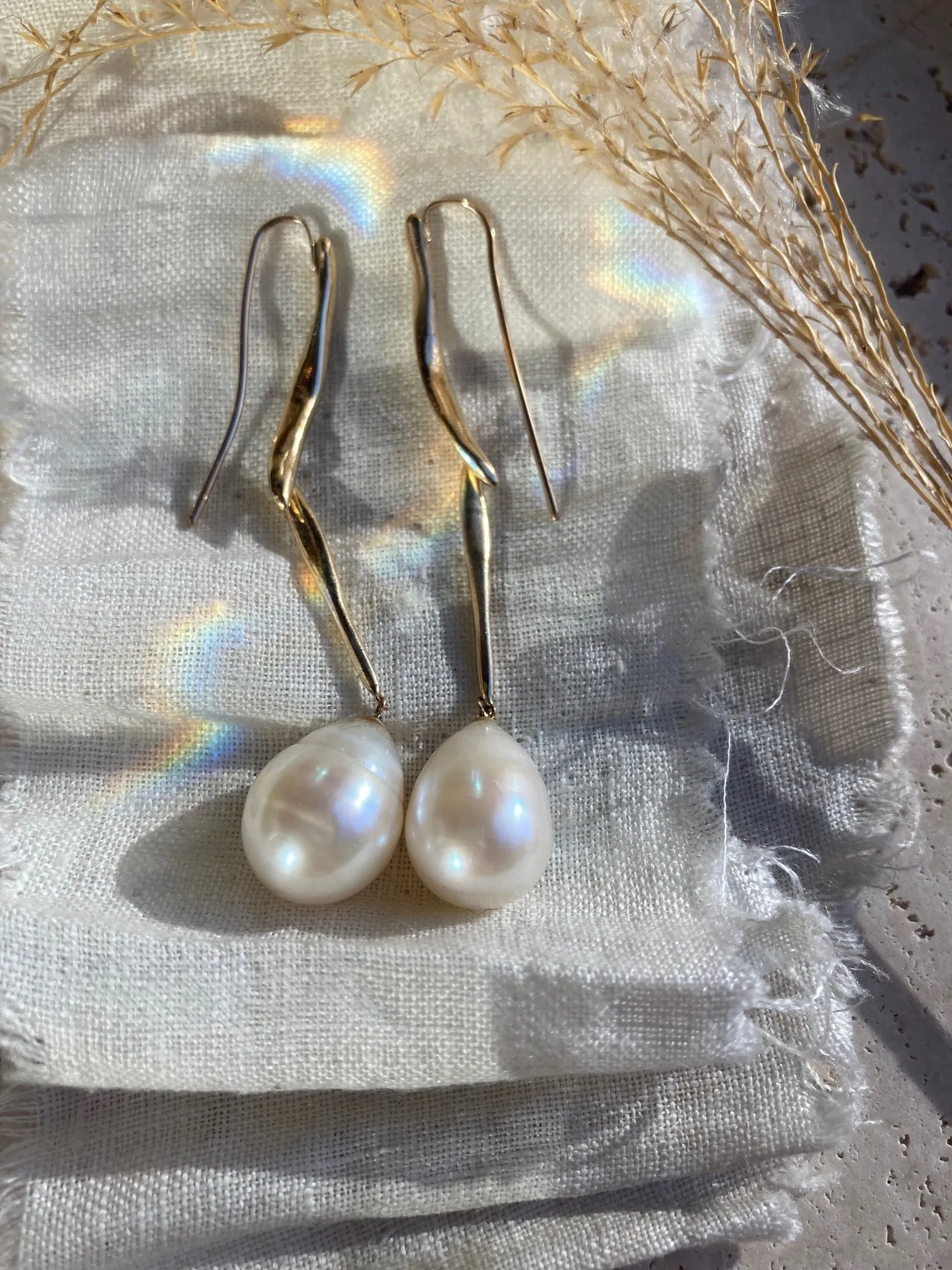 Mae pearl earrings