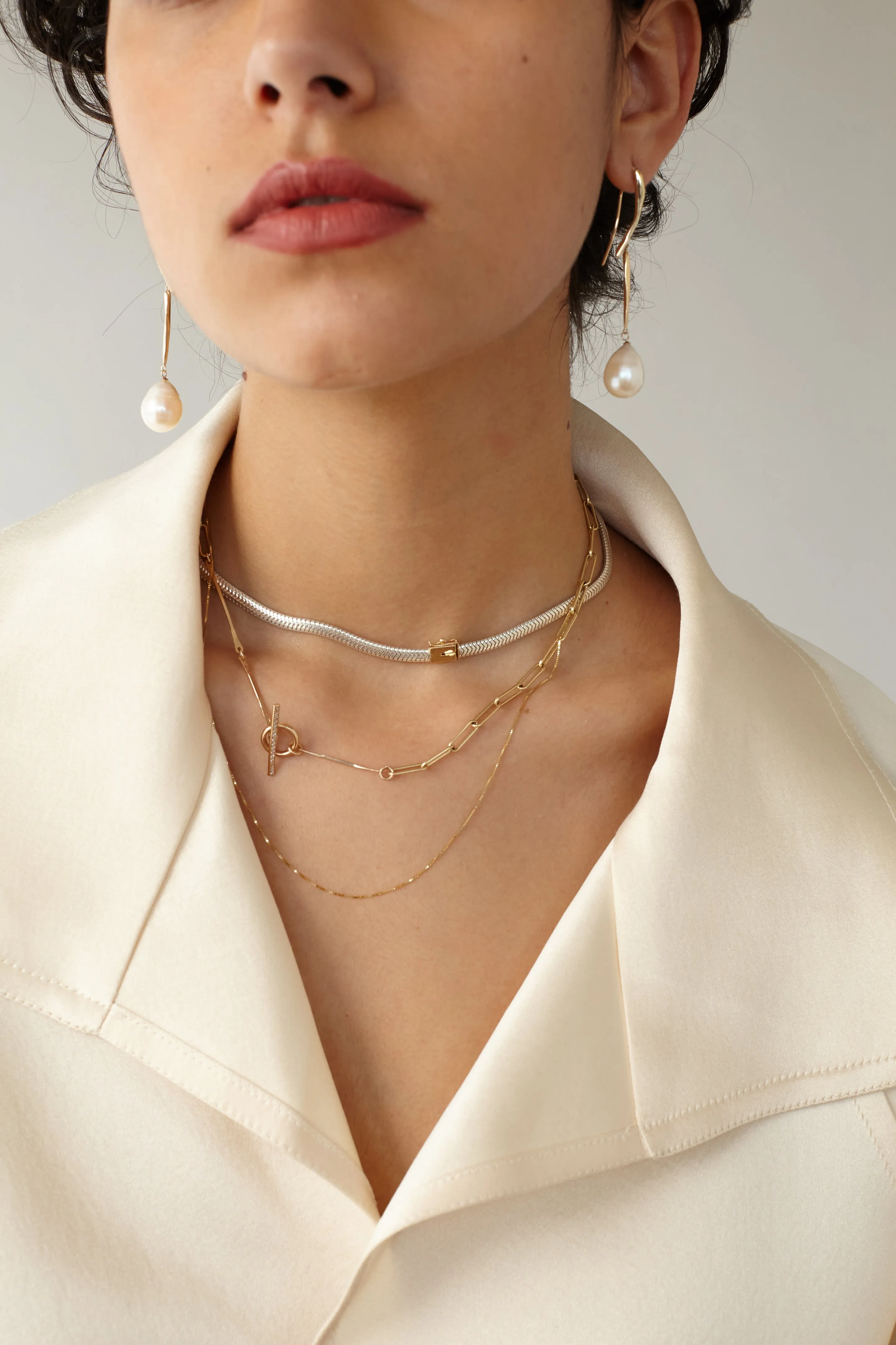Mae pearl earrings