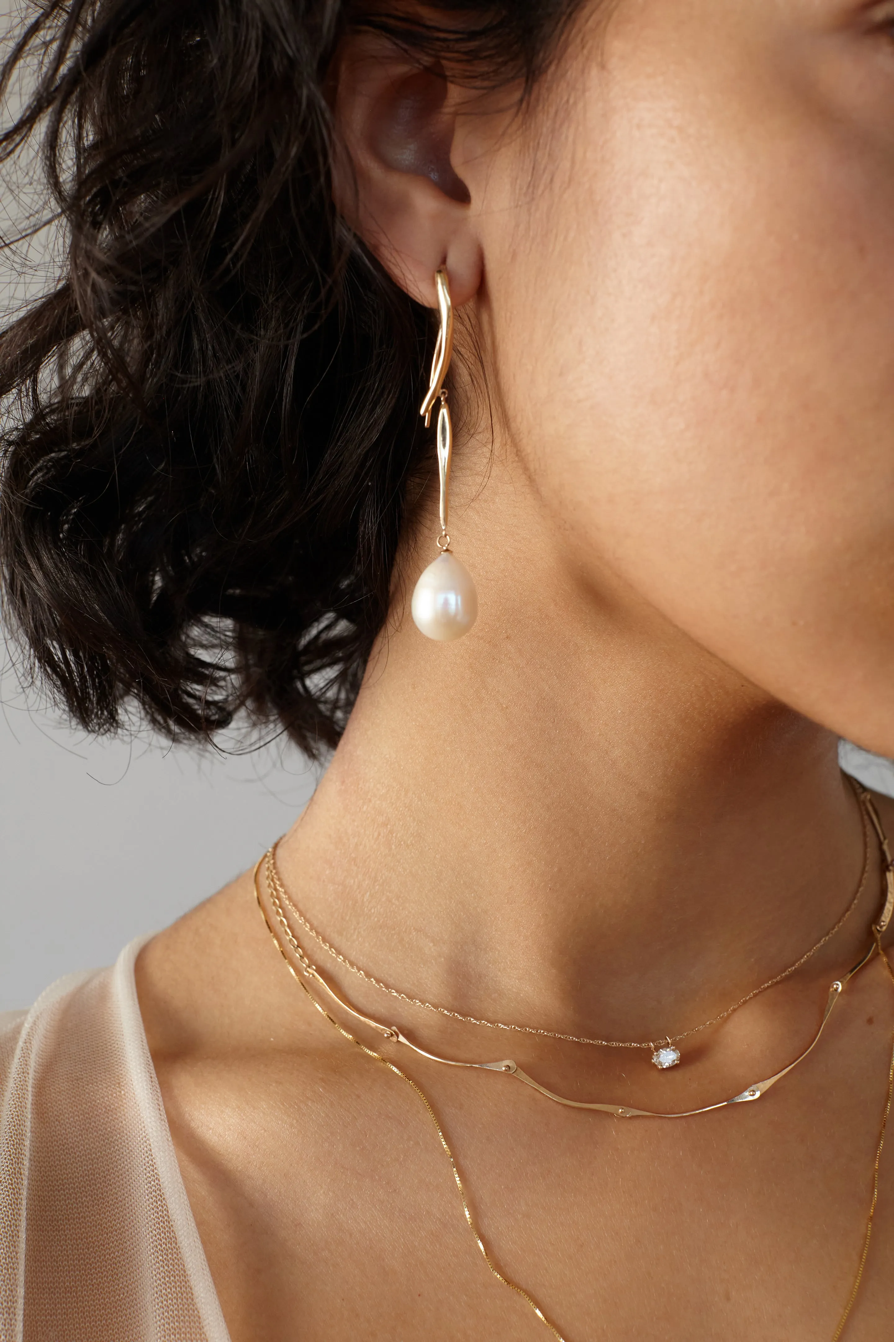 Mae pearl earrings