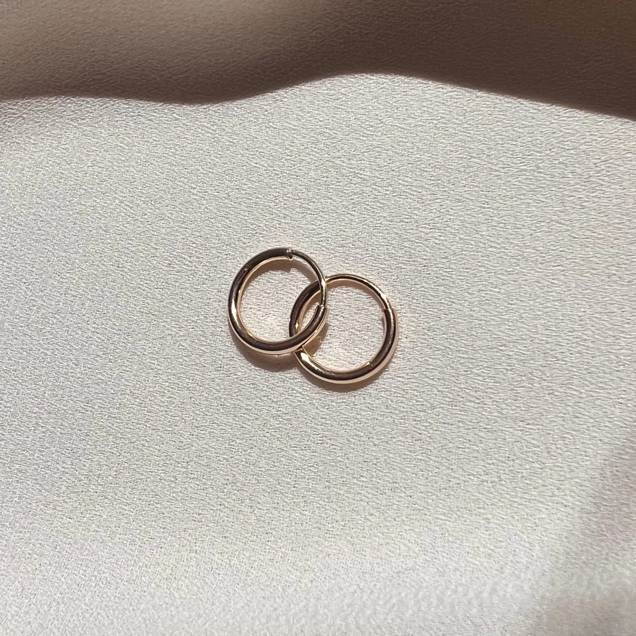 MAYA HOOP EARRINGS
