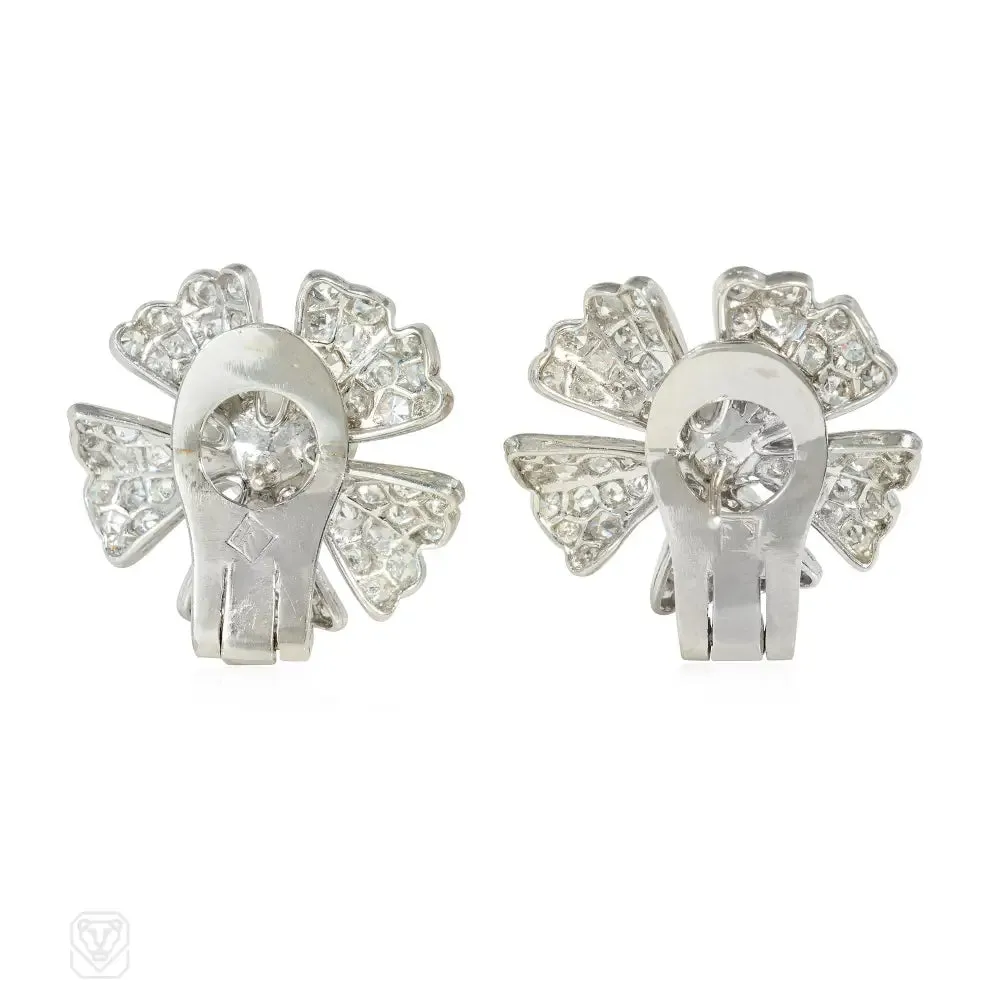 Ostier pearl and diamond flower earrings