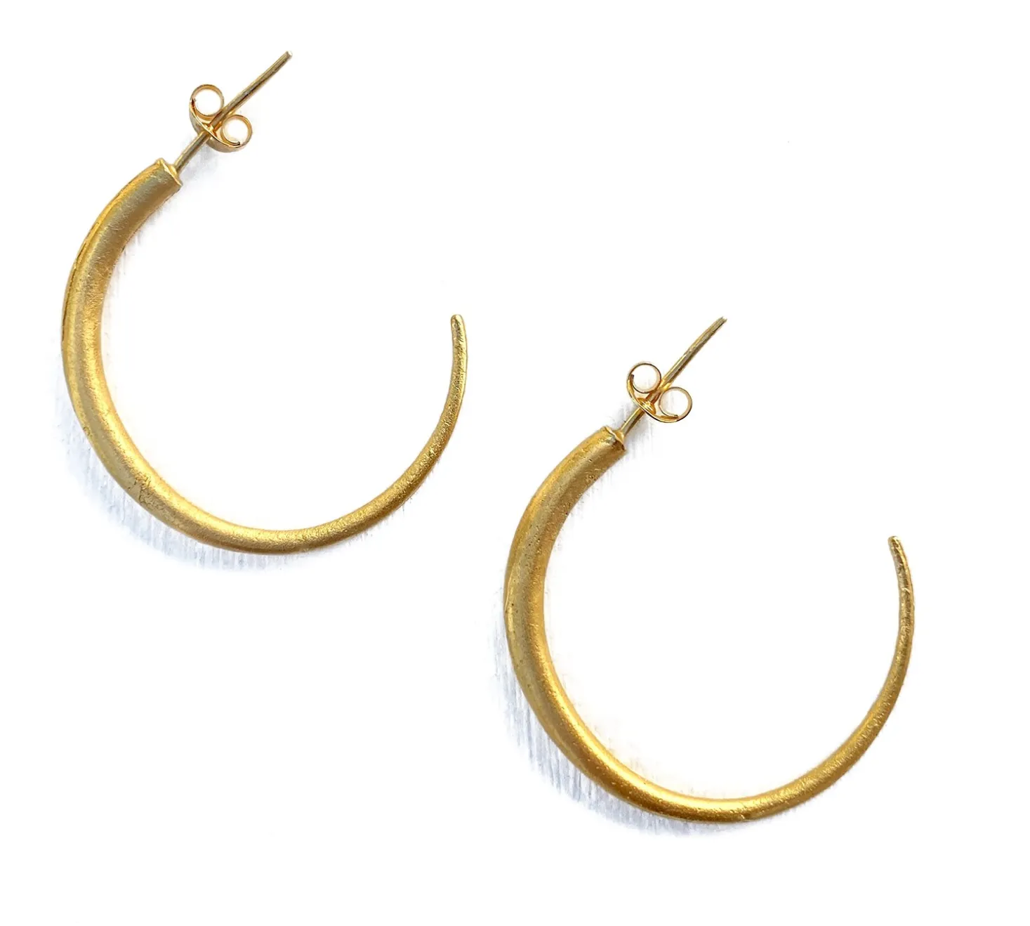 Oval Tapered Hoop earrings