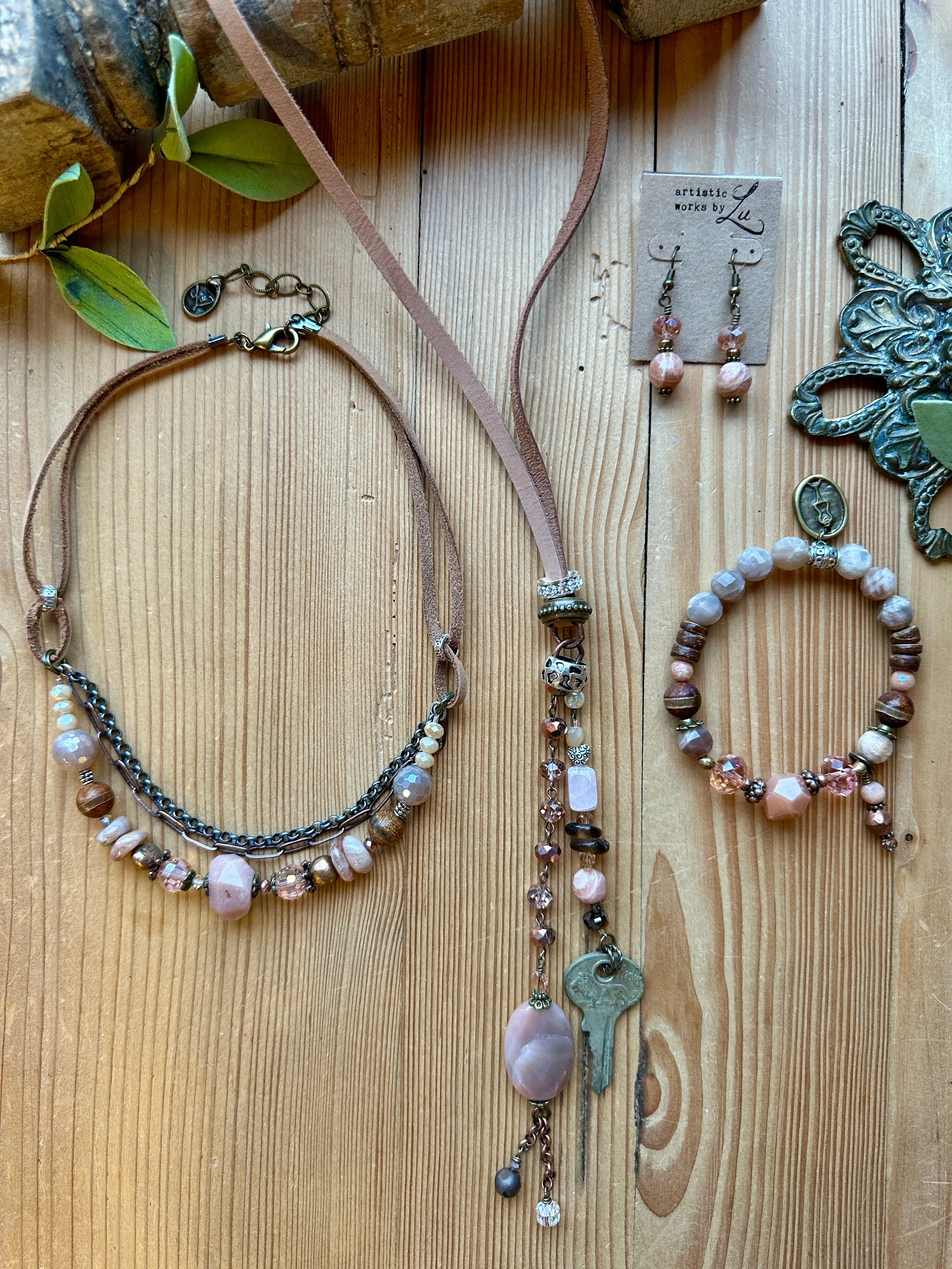 Pale Dogwood Pink Agate Earrings