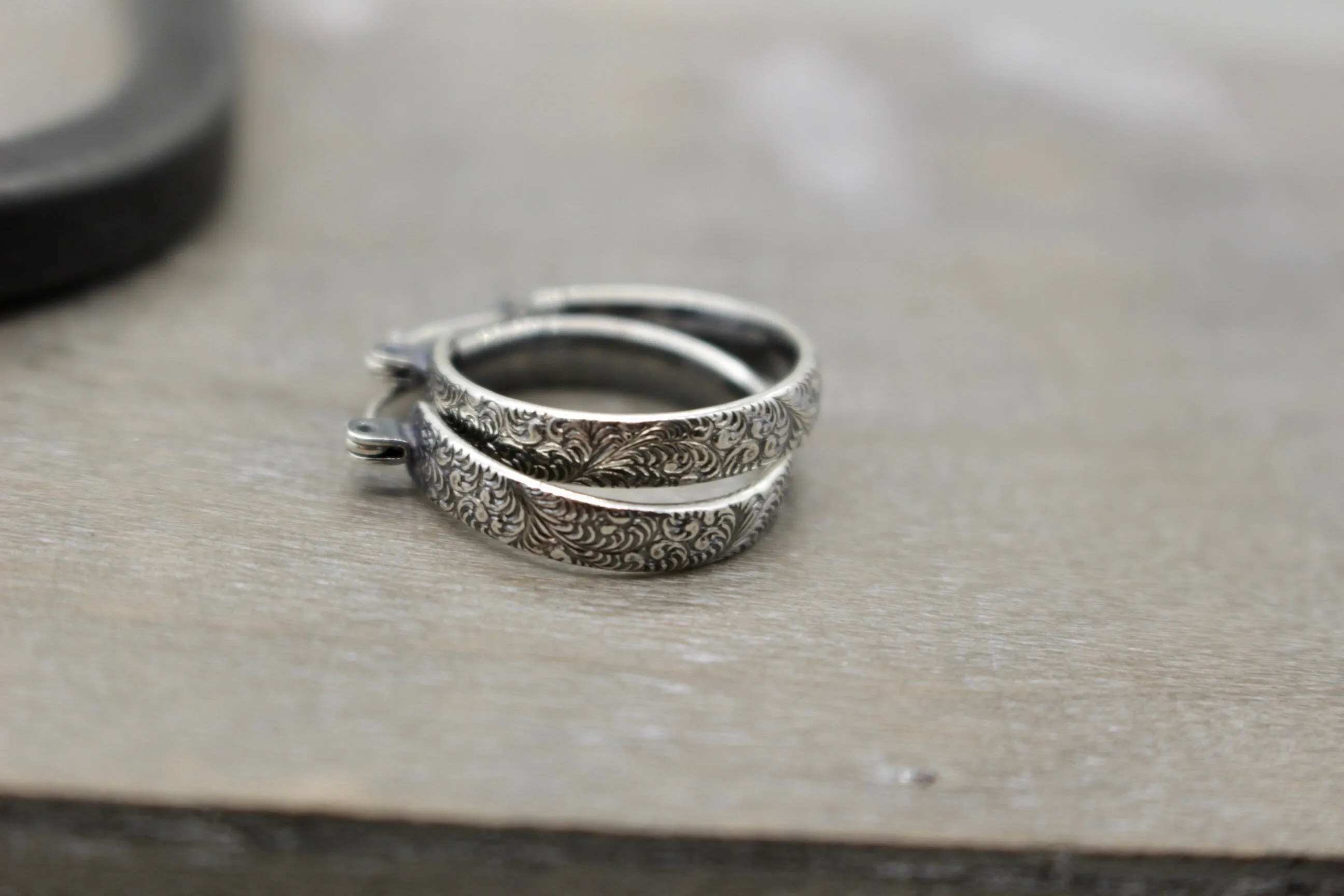 Petite floral silver hoop earrings 3/4”