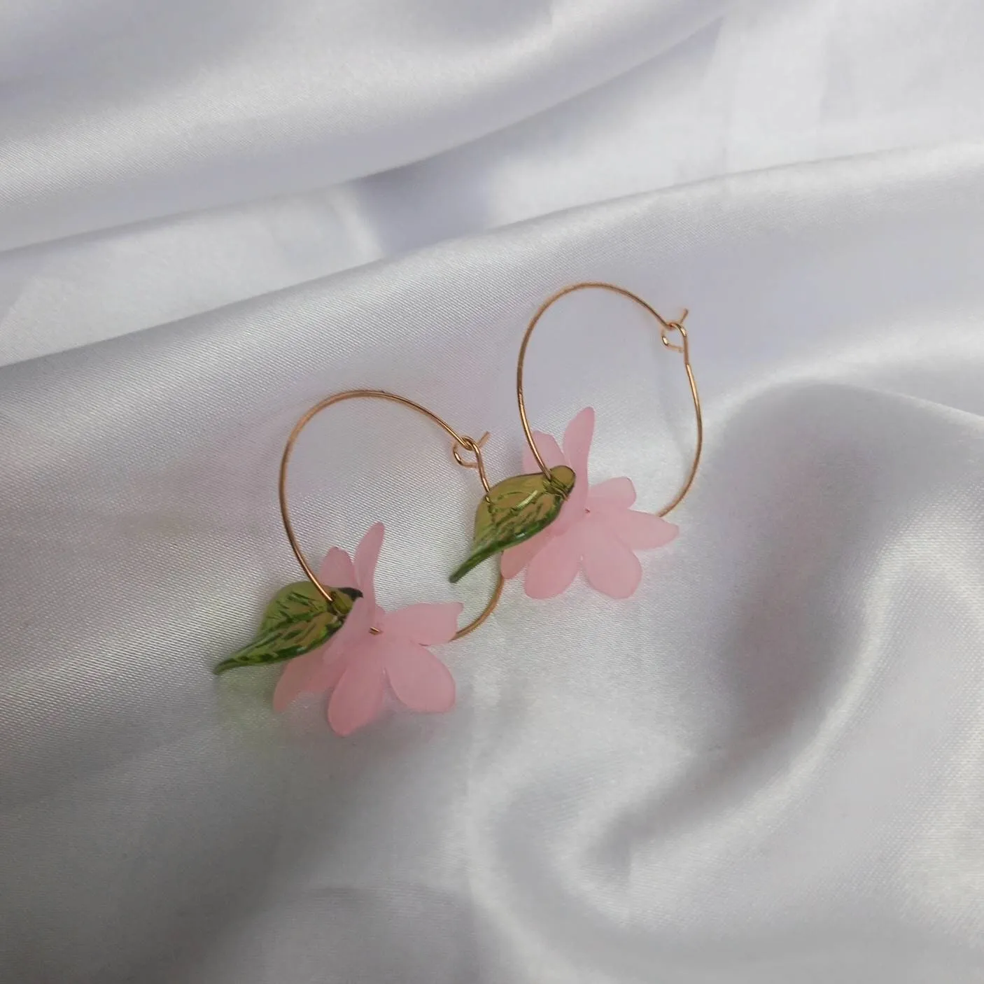 Pink Flower Gold Hoop Earrings - Lightweight Hoop Earrings Flower Earrings,Hoop Earrings In The UK,Cute Earrings,Flower Jewellery In The UK