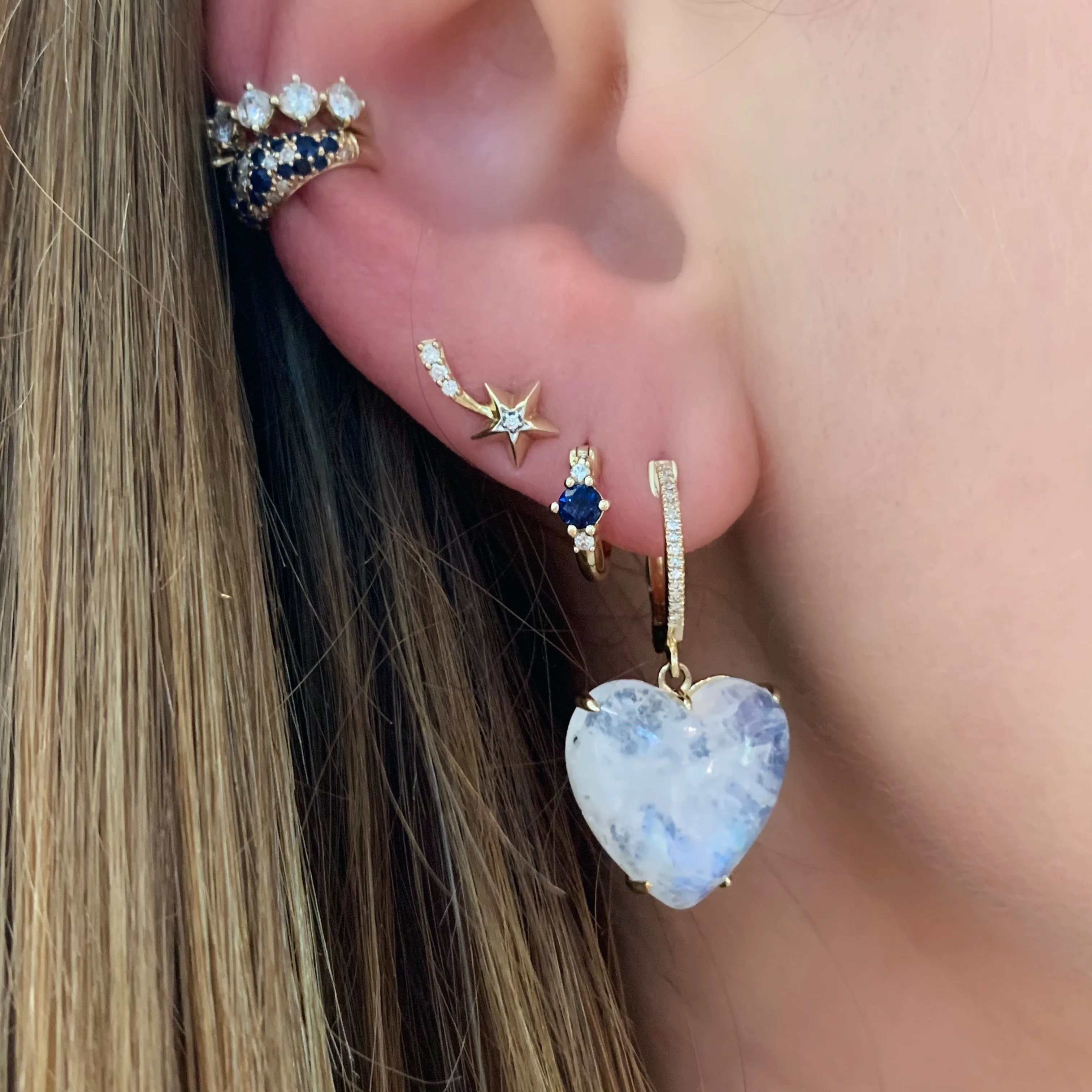 Premier Amigos Diamond Ear Cuff