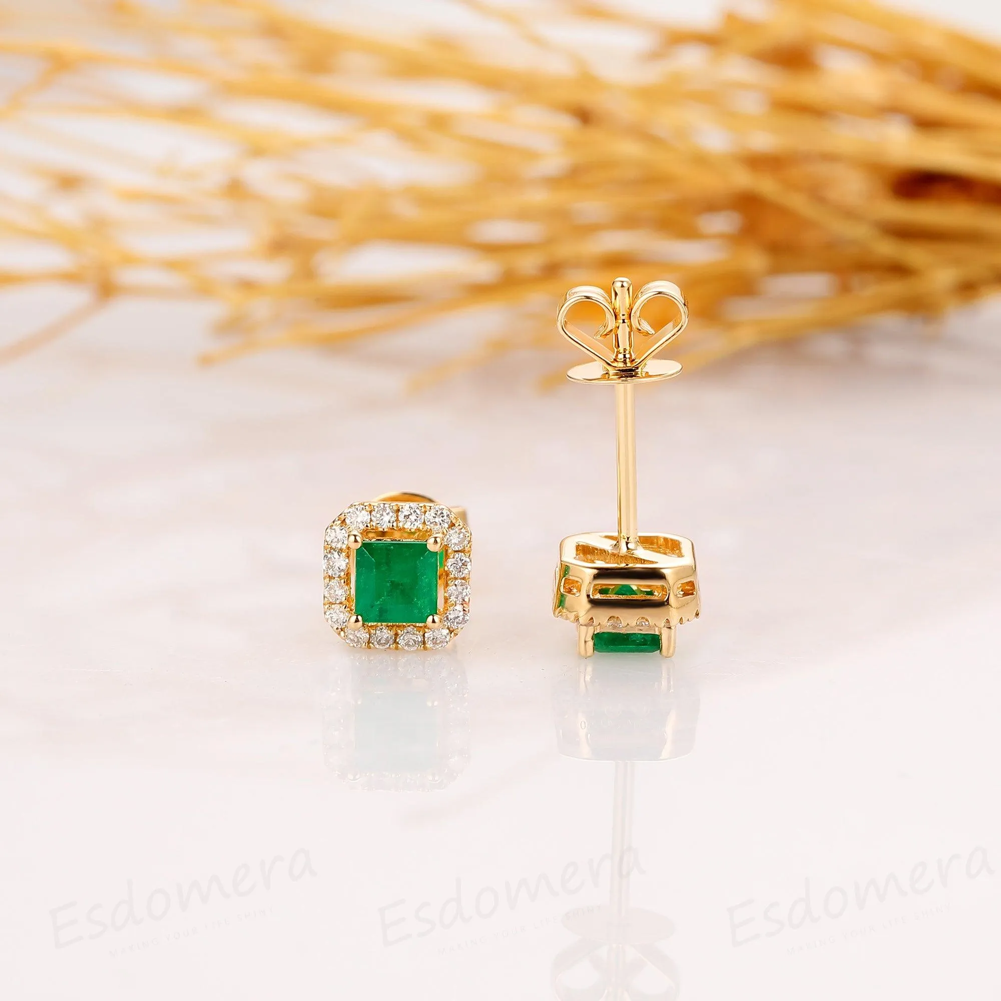 Princess Cut 0.8CTW Natural Emerald Earring, 14k Yellow Gold