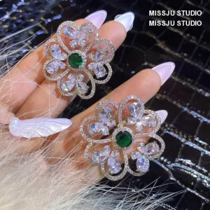 Rhinestone Inlaid Emerald Stone Round Earrings