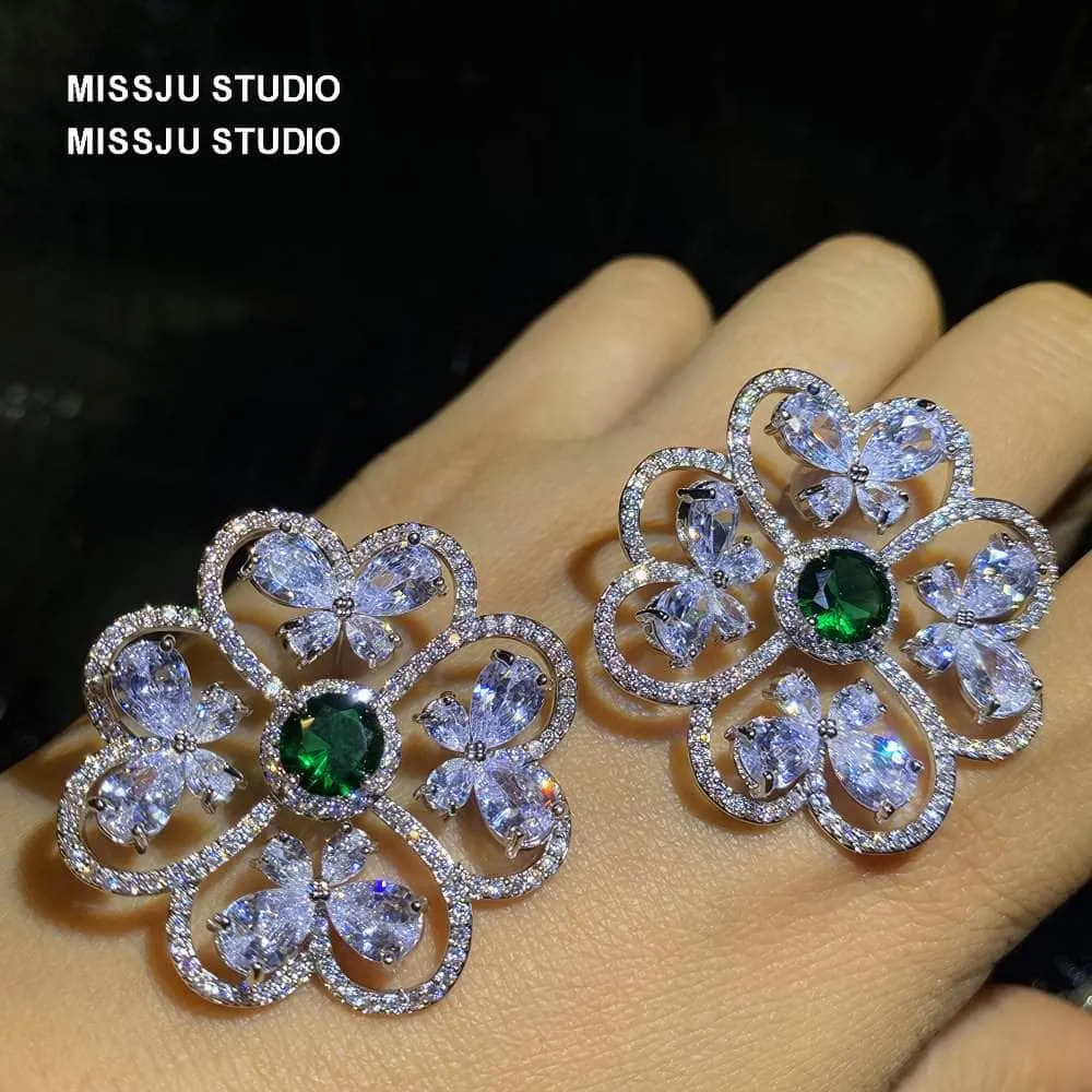 Rhinestone Inlaid Emerald Stone Round Earrings
