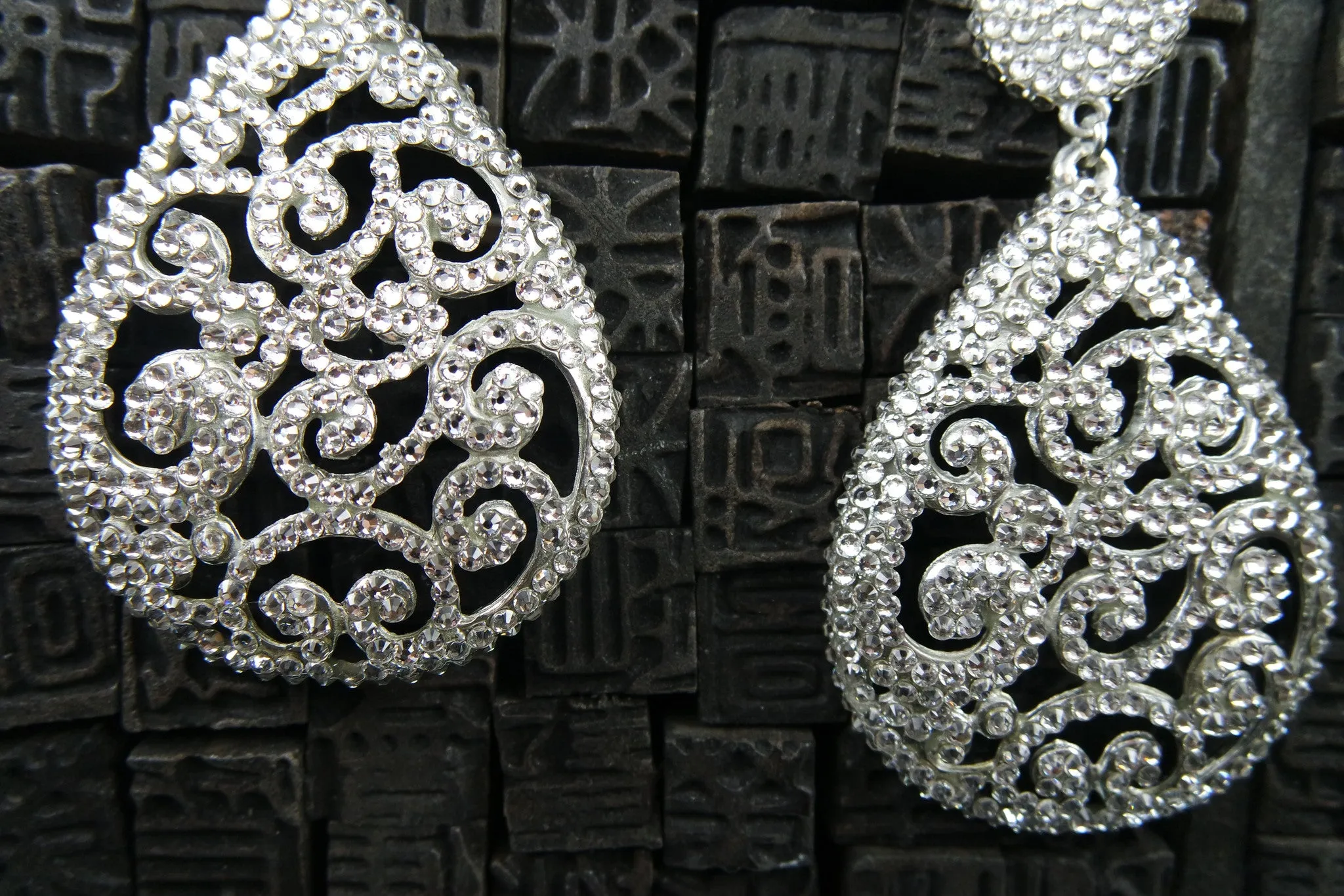 Roni Blanshay Open Lace Drop Crystal Earrings in Clear