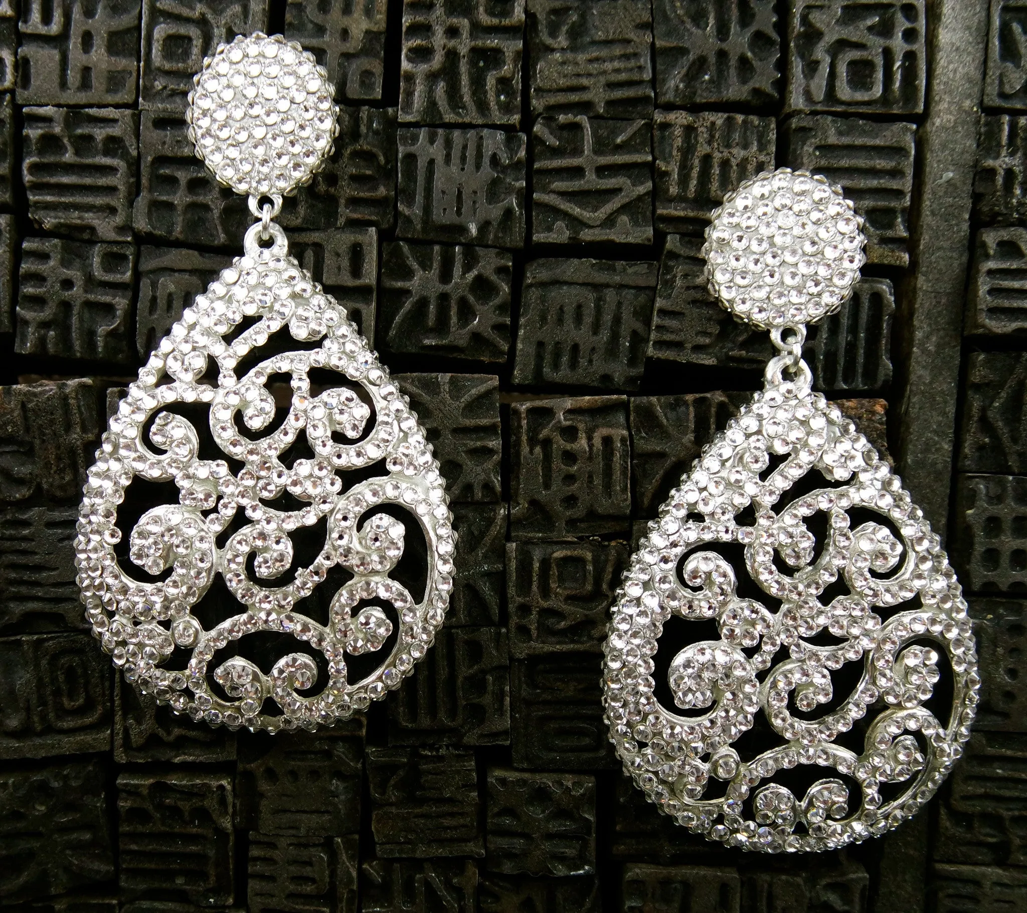 Roni Blanshay Open Lace Drop Crystal Earrings in Clear