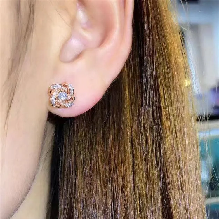 Round Diamond Romantic Four-leaf Clover Earrings