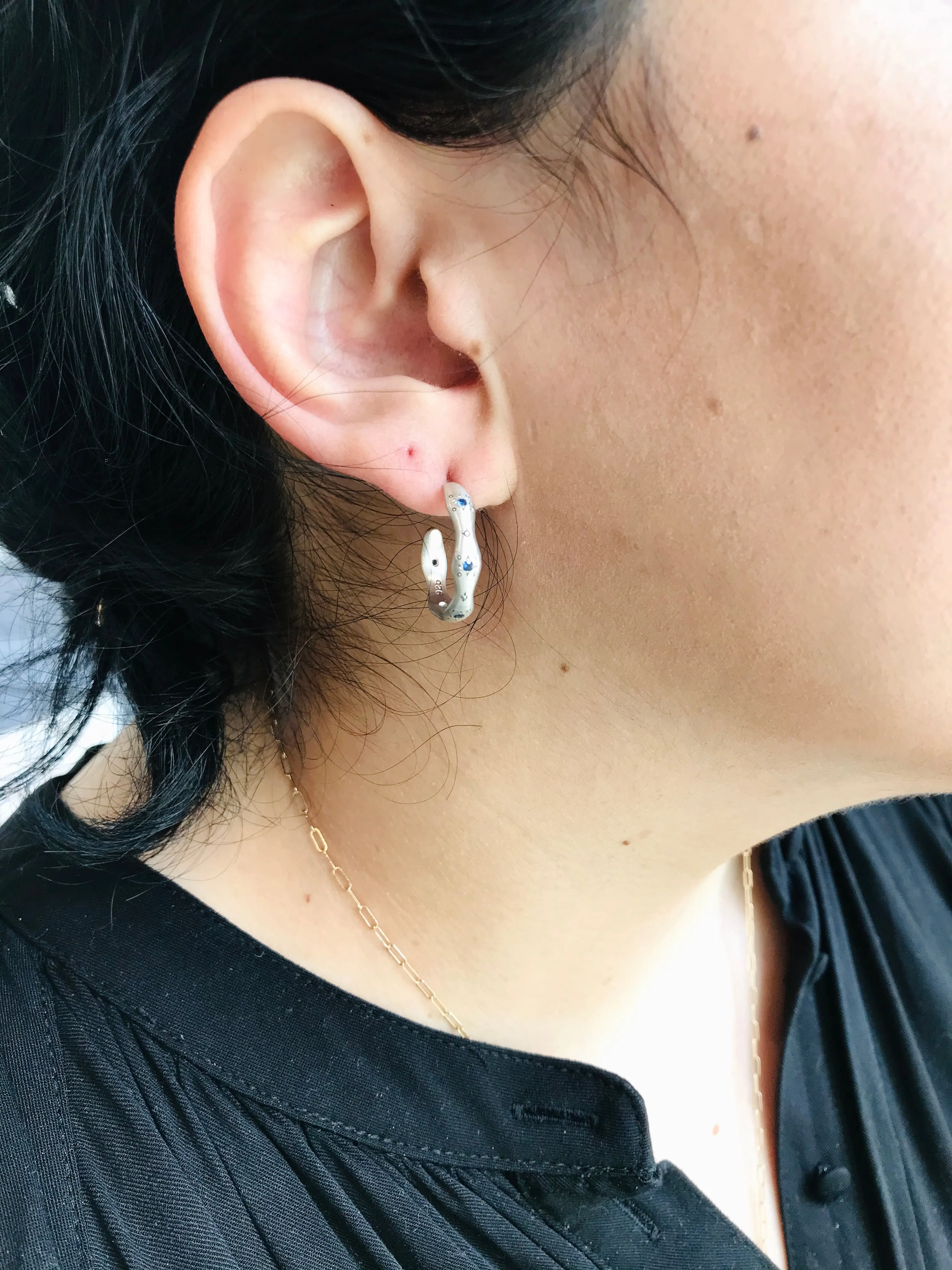 Sapphire Wavy Hoops