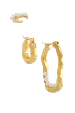 SET OF THREE WAVE HOOP EARRING AND PEARL CUFF