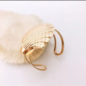 Shell Cuff