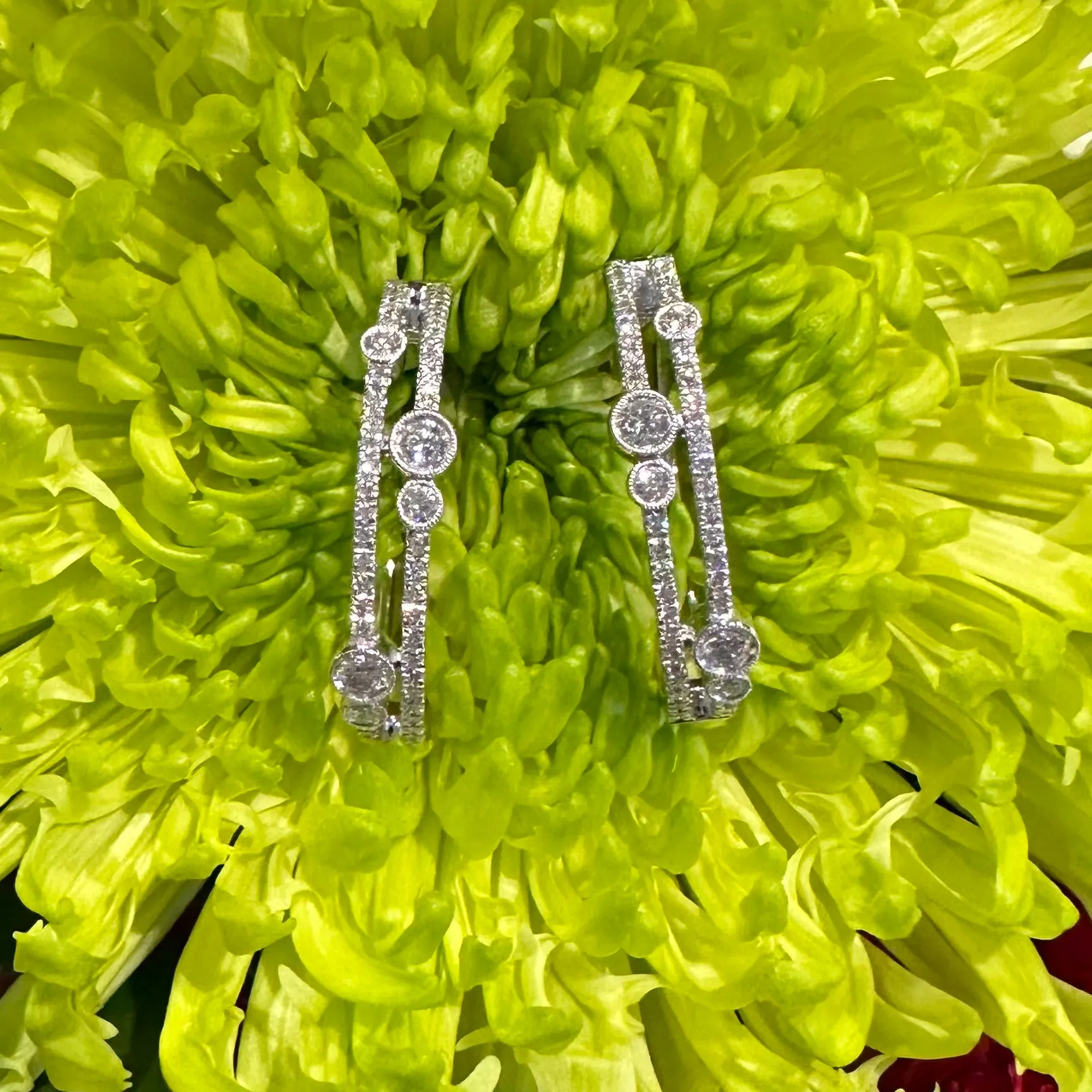 Simon G Diamond Hoop 18K White Gold Earrings LE4663