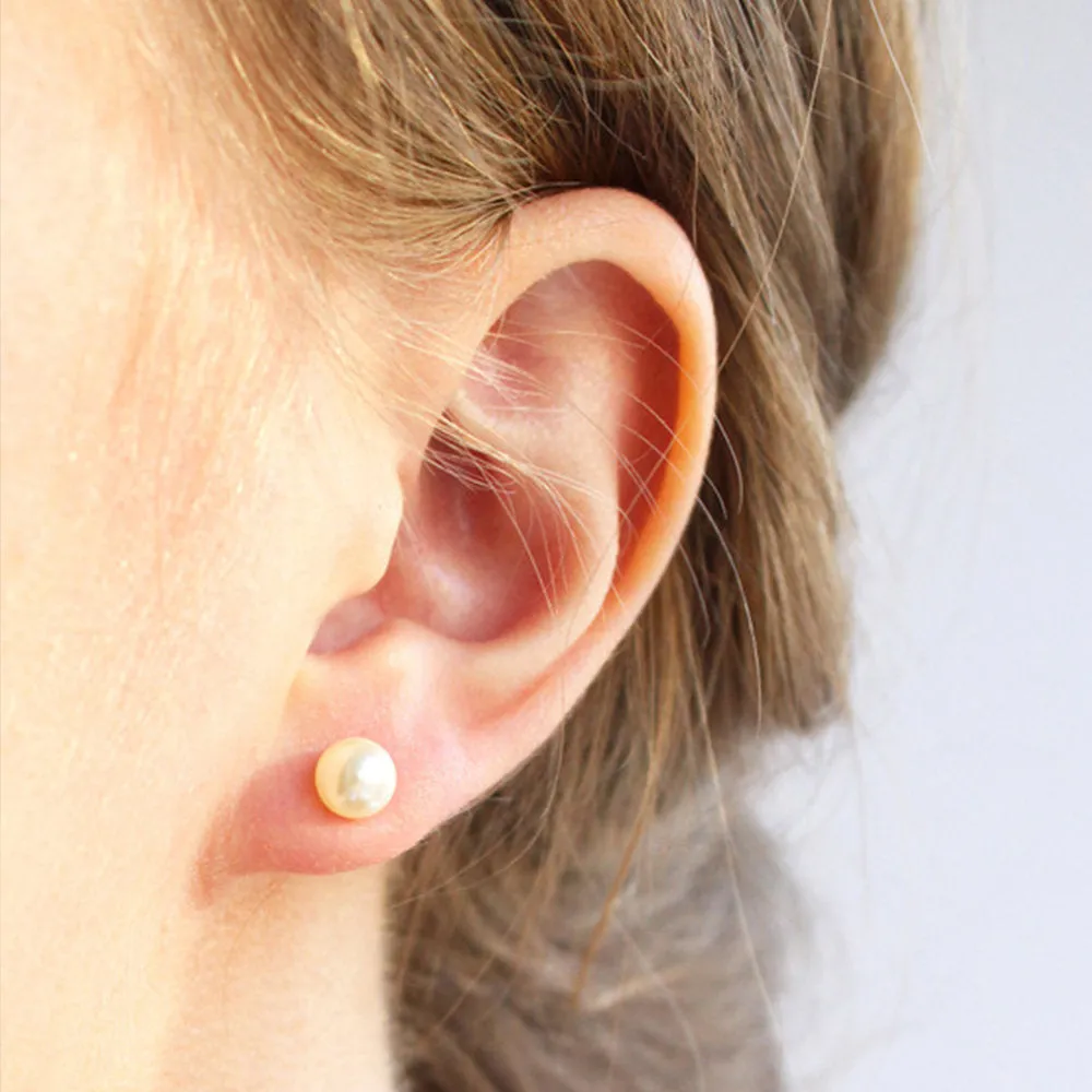 SINGLE PEARL STUD EARRINGS