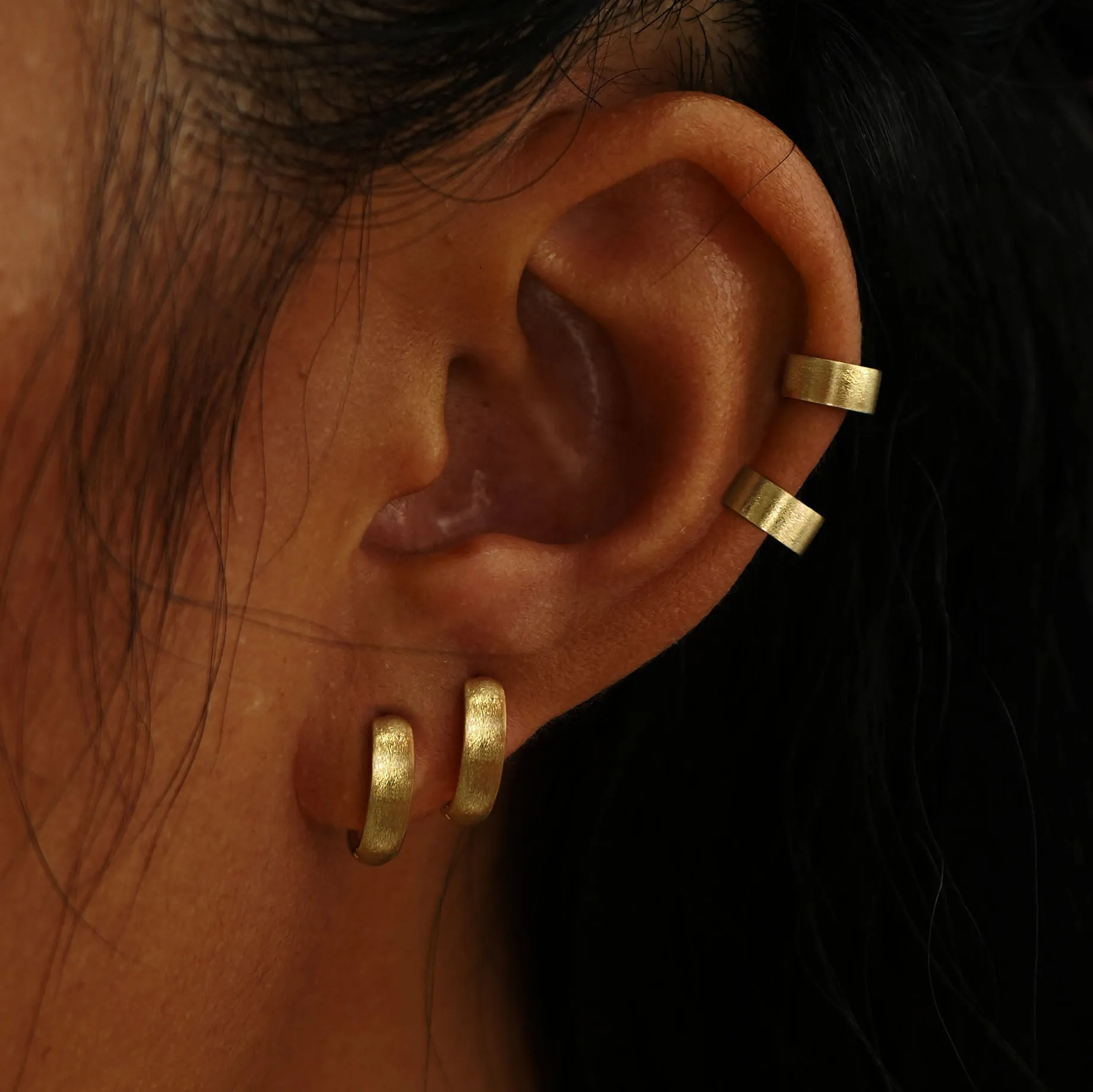 Stardust Small Wide Huggie Hoops