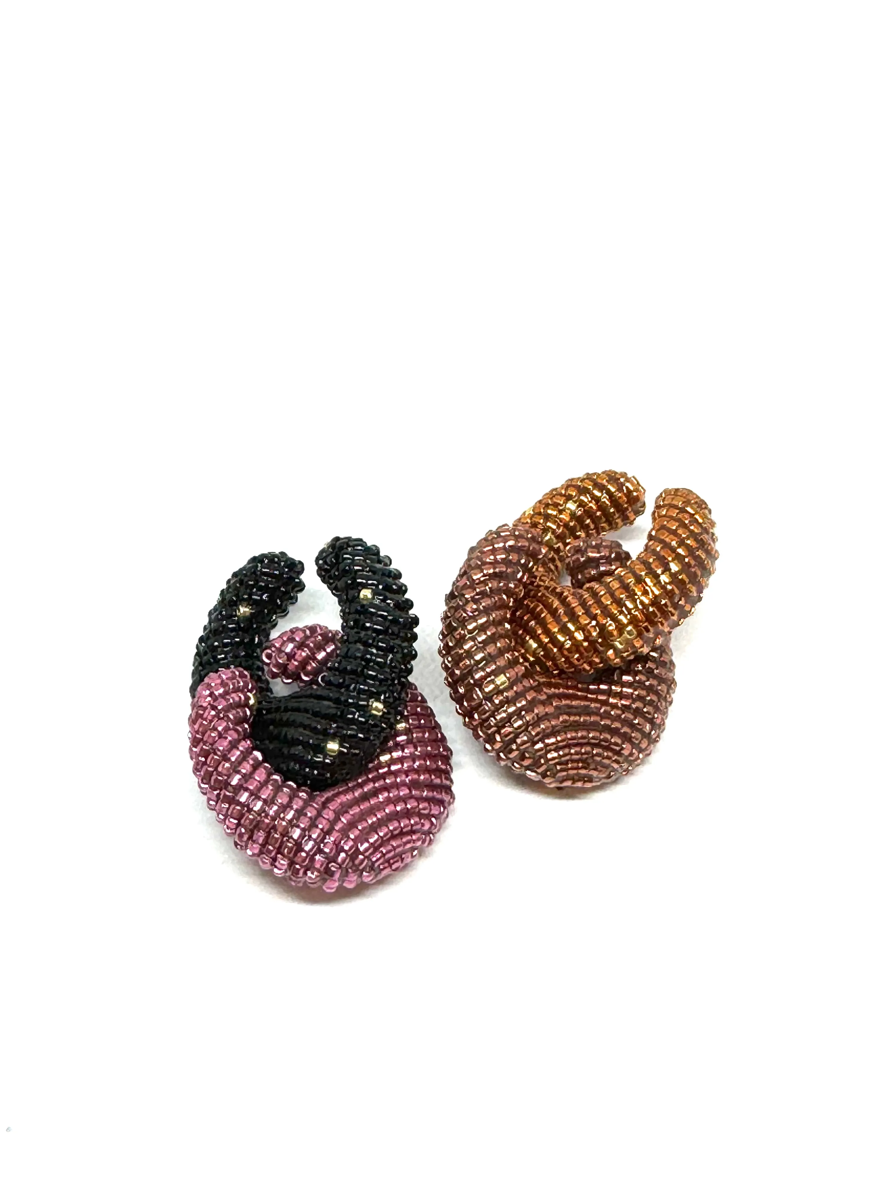 Susanna Vega Plum Ora Earcuff