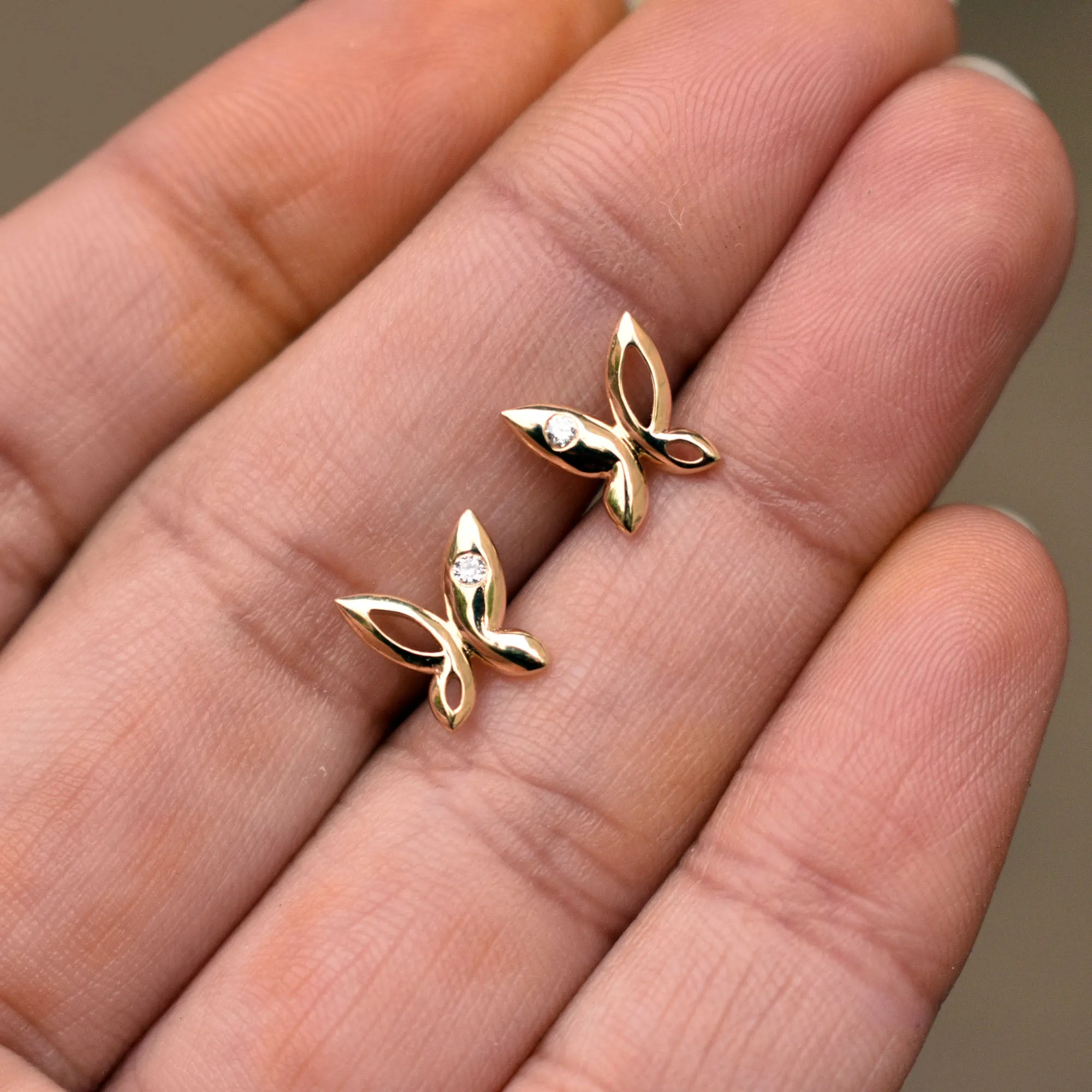 Tiny Butterfly Flush Diamond Ear Stud